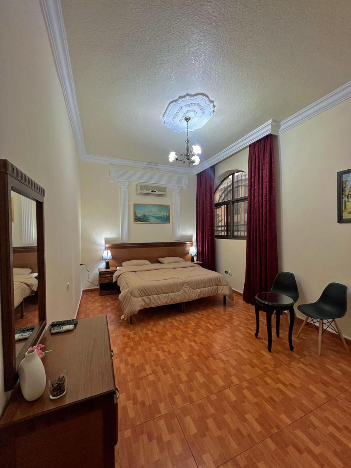 Sufara Hotel Suites Амман Экстерьер фото