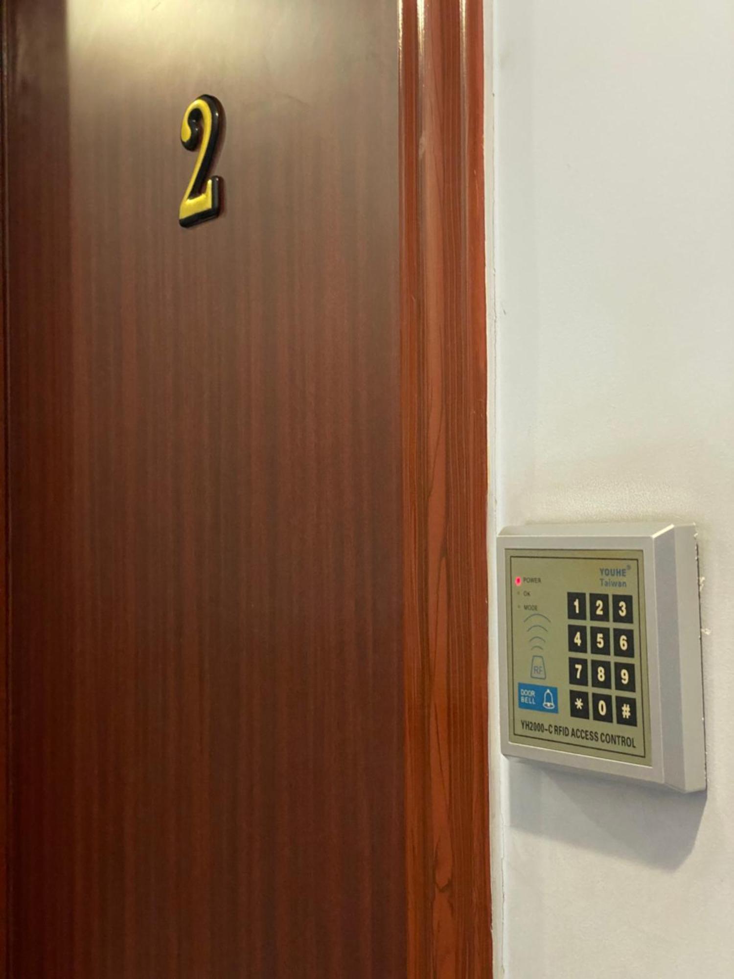Sufara Hotel Suites Амман Экстерьер фото