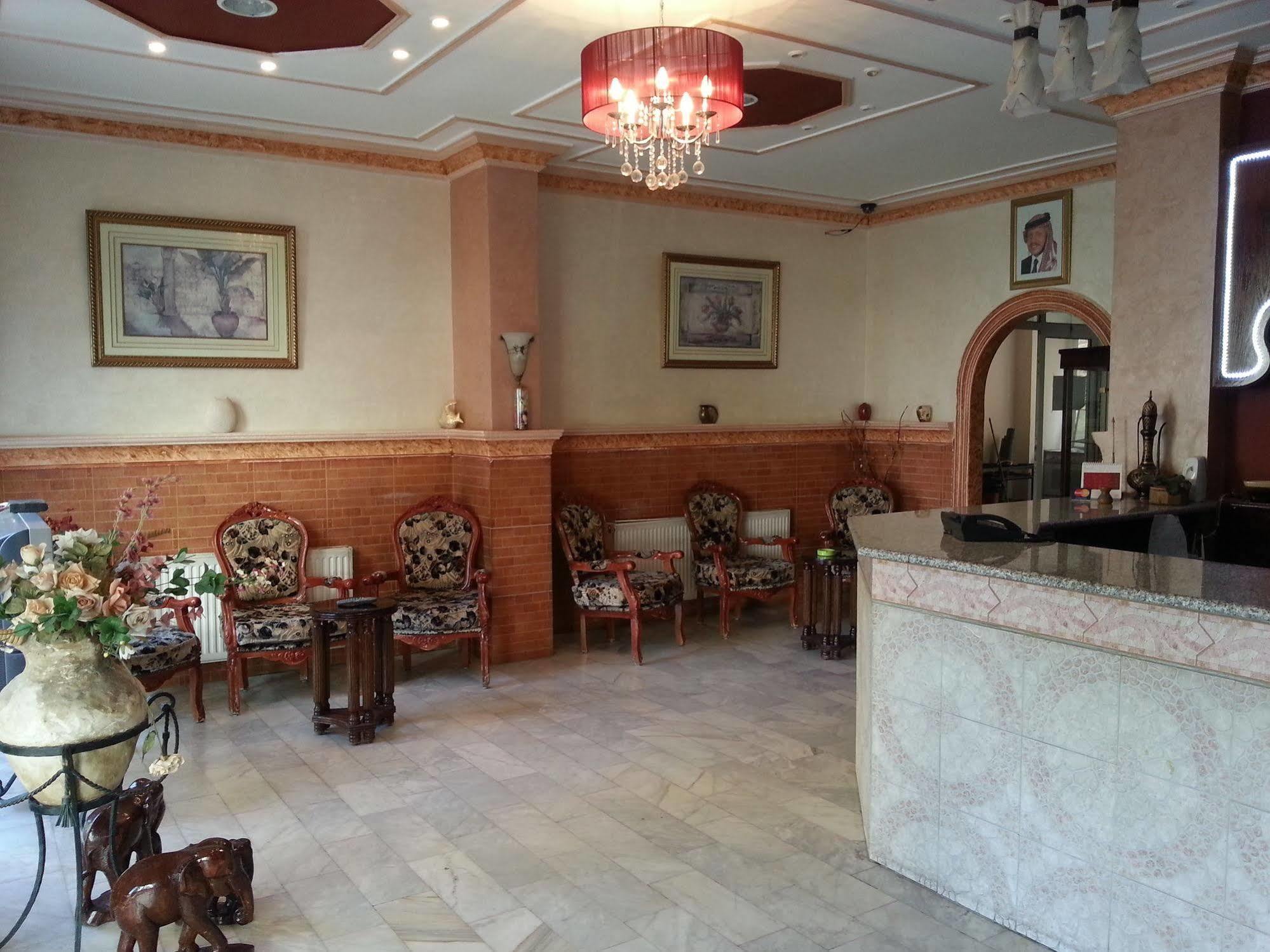 Sufara Hotel Suites Амман Экстерьер фото